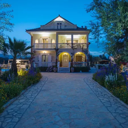 شقة Antigoni's Family House! *