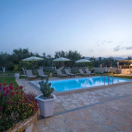 Antigoni's Family House! شقة *