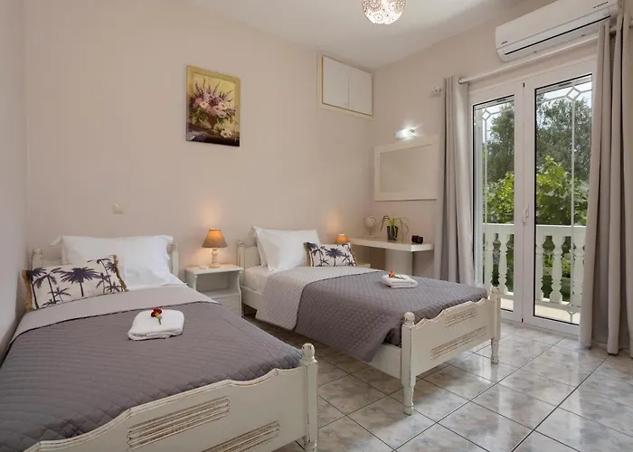 Apartament Antigoni's Family House!