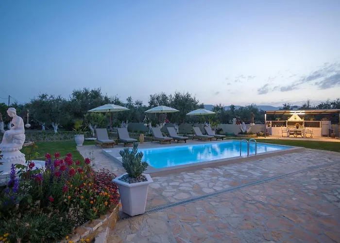 Antigoni's Family House! Apartament *